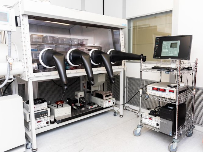 Photo of Cleanroom Instrumentation