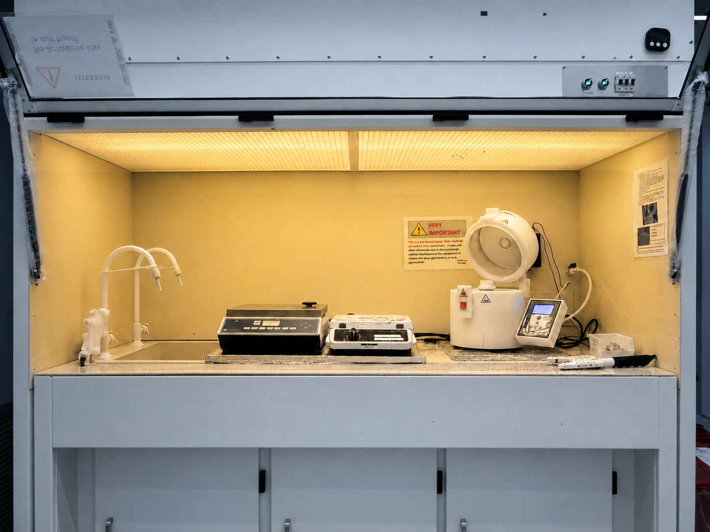 Photo of Cleanroom Instrumentation