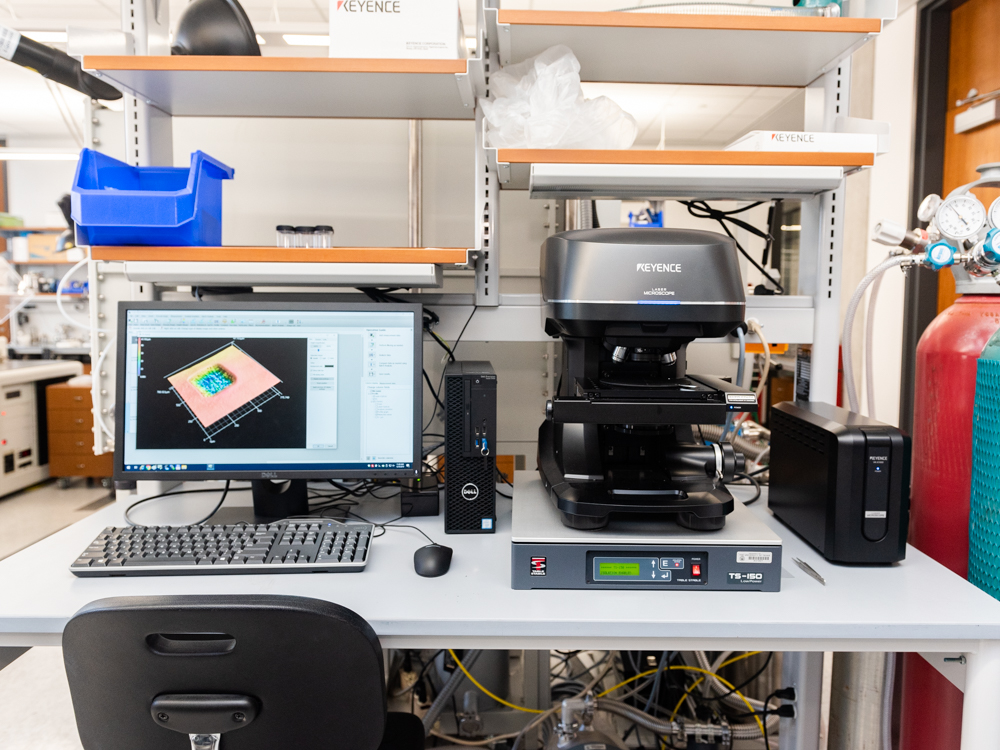 DESKTOP ELECTRONIC SPECTROSCOPE